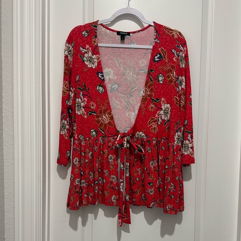Torrid red floral print babydoll top jacket - 1x NWT